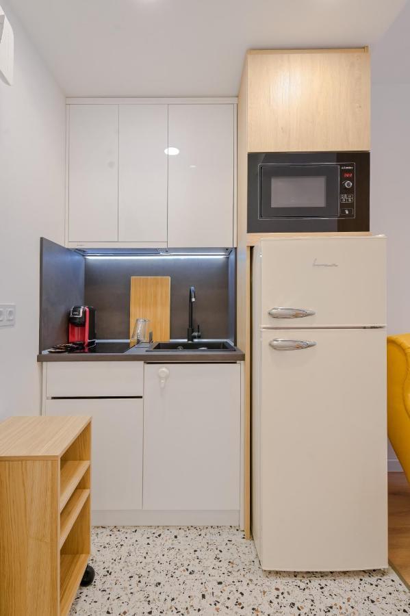 Ferienwohnung Cosy And Stylish Studio Next To Sofia'S Central Market Hall Exterior foto